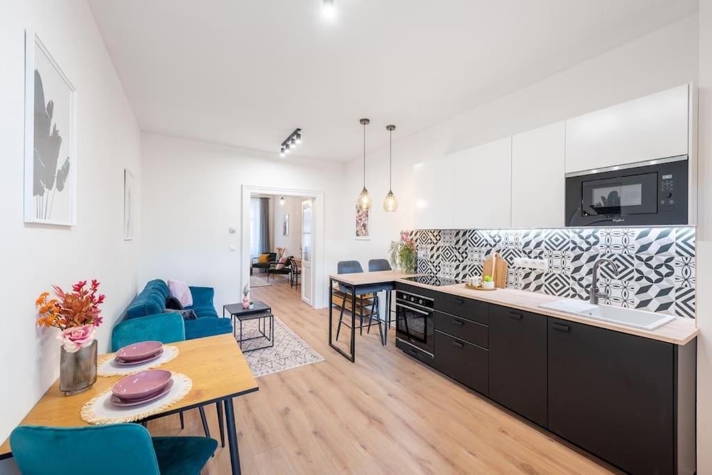 Sweet Cozy Apartment Prague Close To Mala Strana Экстерьер фото